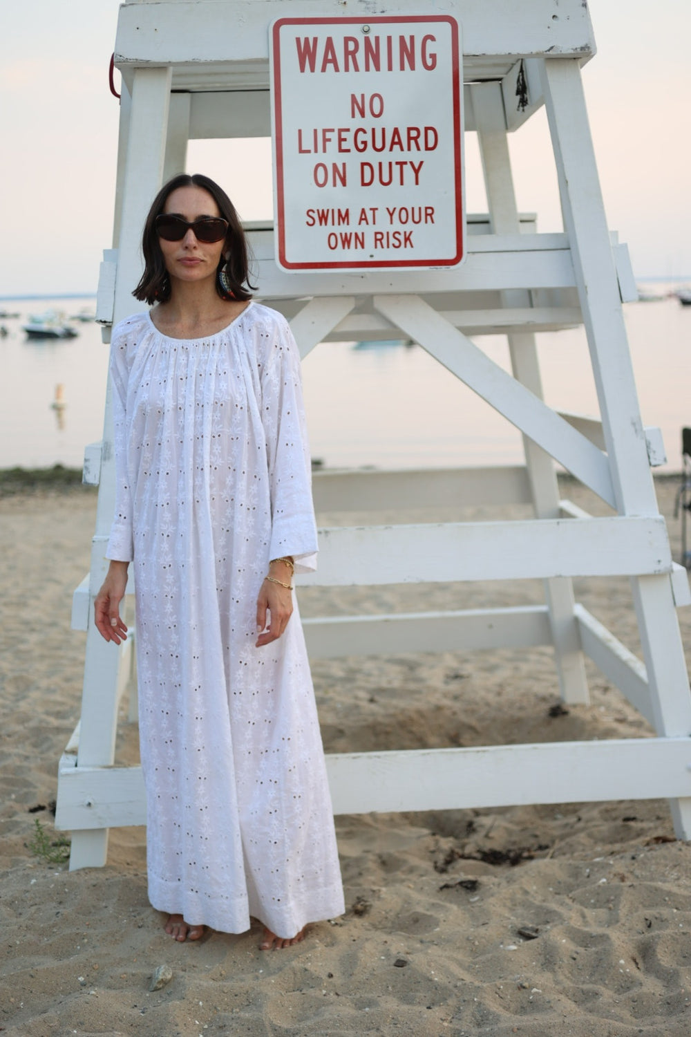 White Daisy Eyelet