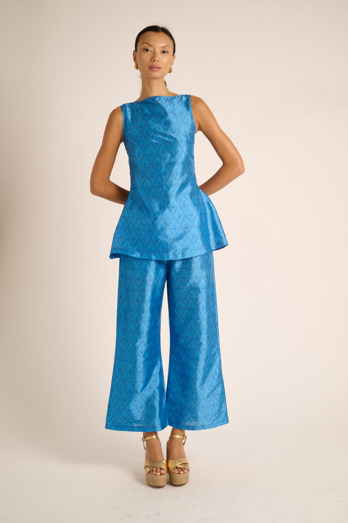 Sapphire Lattice Floral