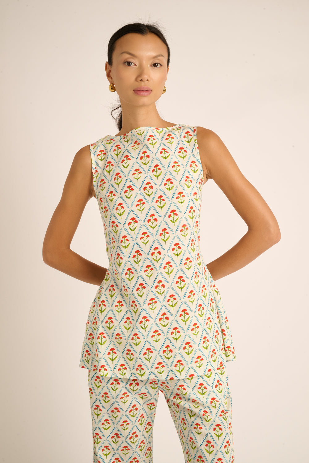 Ivory Sky Lattice Floral