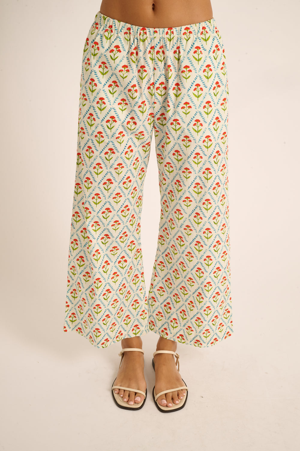 Ivory Sky Lattice Floral