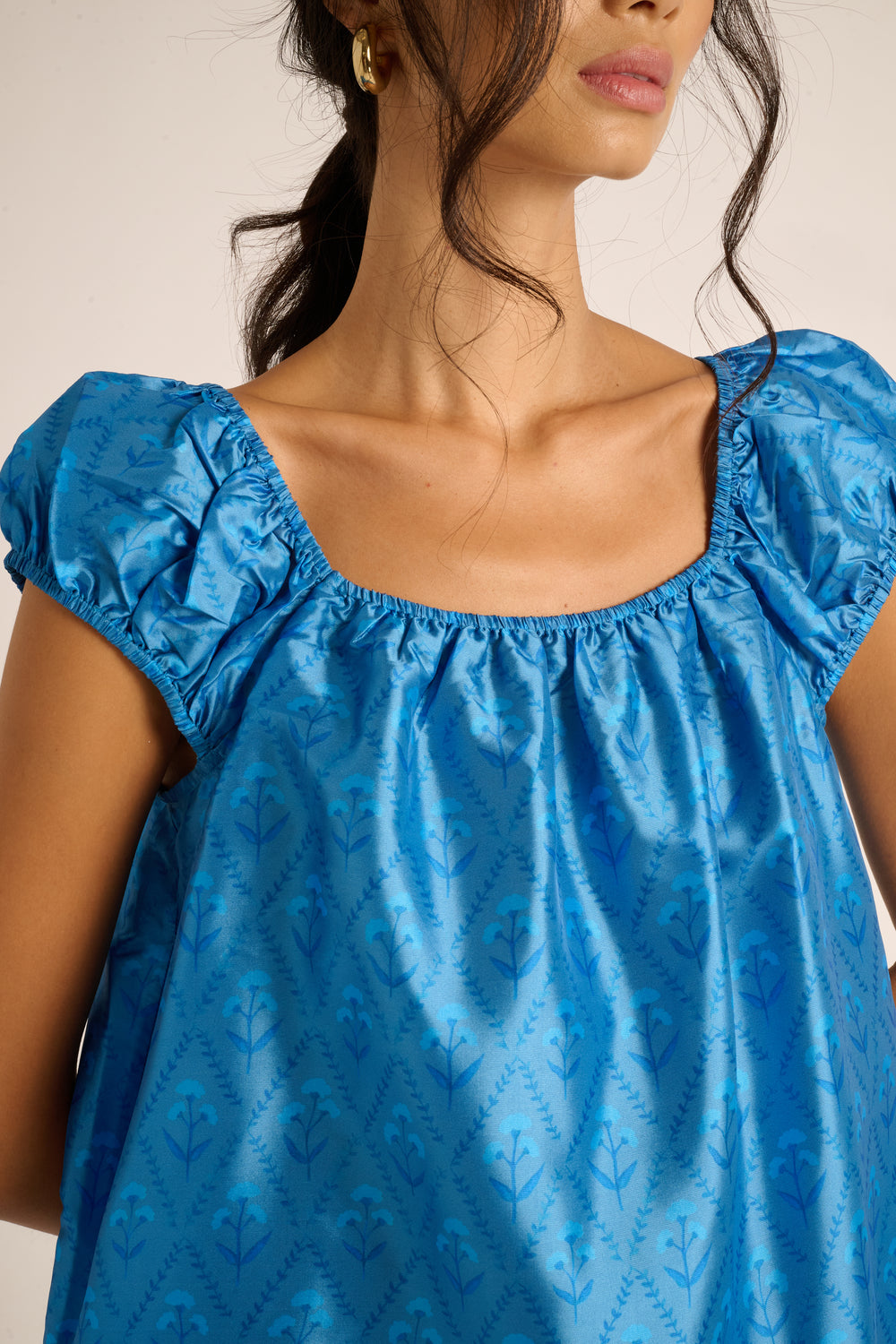 Sapphire Lattice Floral