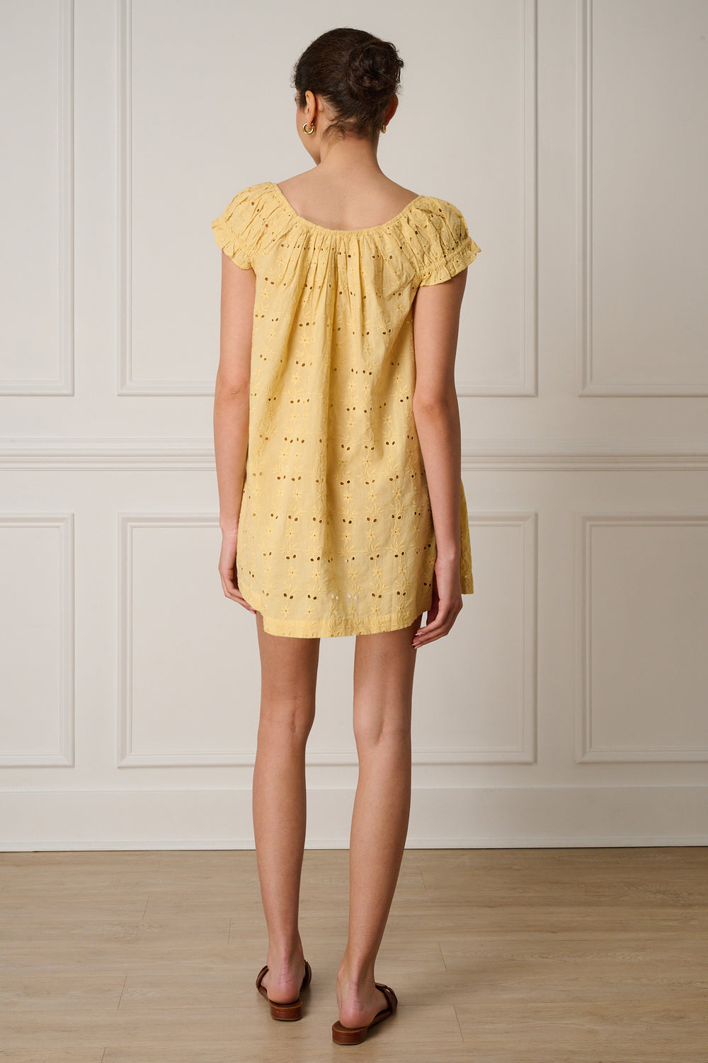 Dandelion Daisy Eyelet