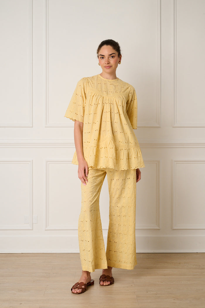 Dandelion Daisy Eyelet