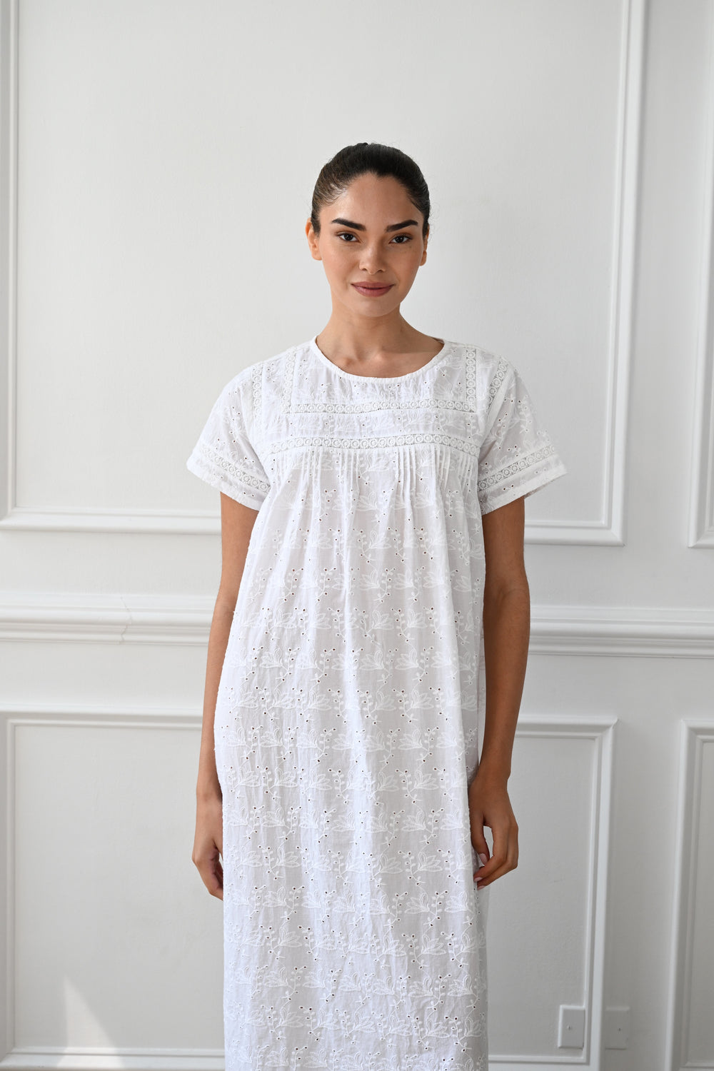 Sweeping Fleur Embroidery