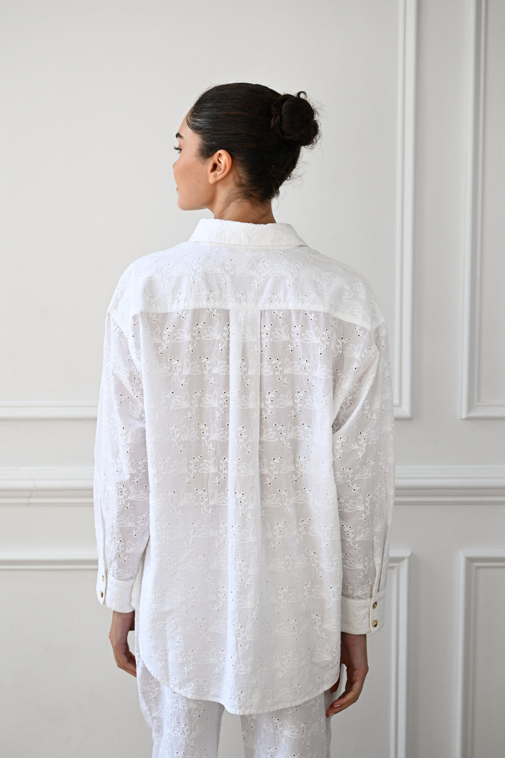 Sweeping Fleur Embroidery