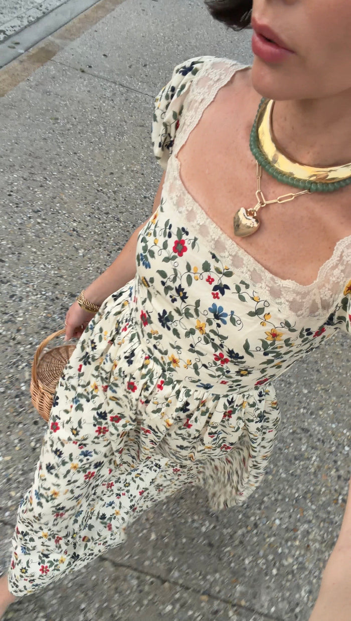 Ivory Vintage Floral