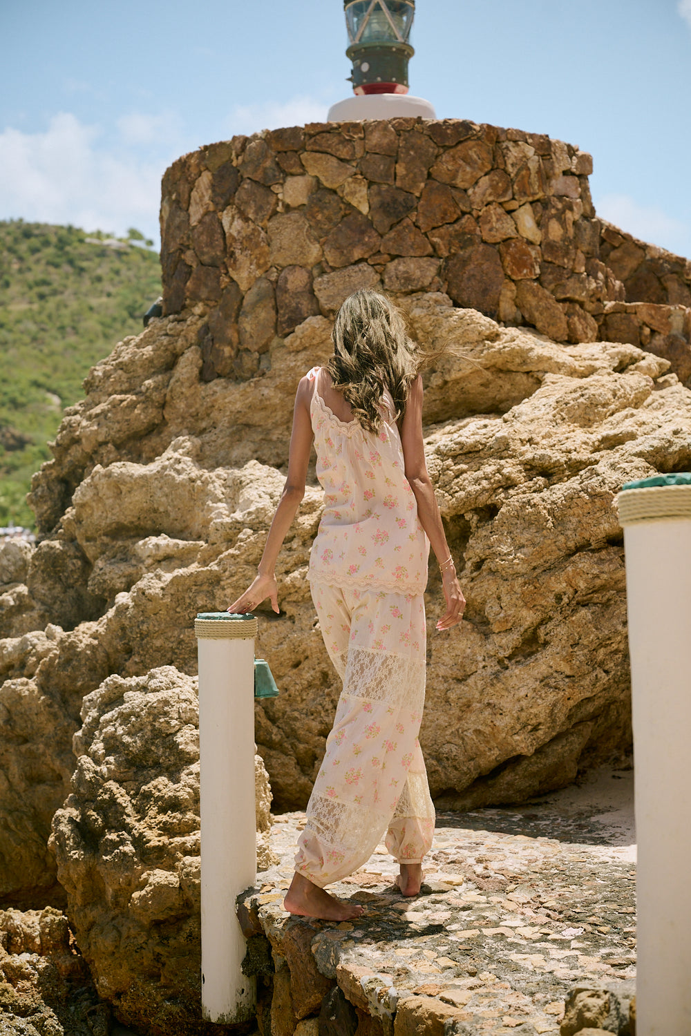 Peach Wildflower